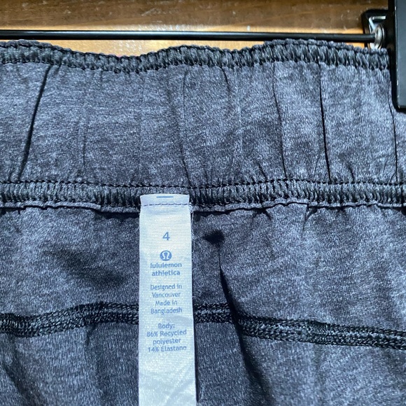 Lululemon Reversible Double Time Short (3") - Picture 10 of 11
